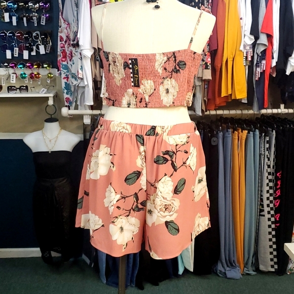 🔥 2 PC Bra Top Short Set!! 🔥 - Picture 5 of 5